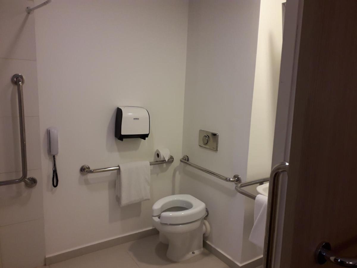 Ibis Budget Osasco Esterno foto
